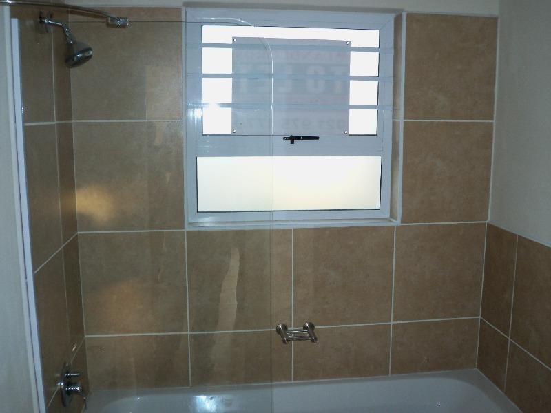 To Let 2 Bedroom Property for Rent in Highbury Western Cape